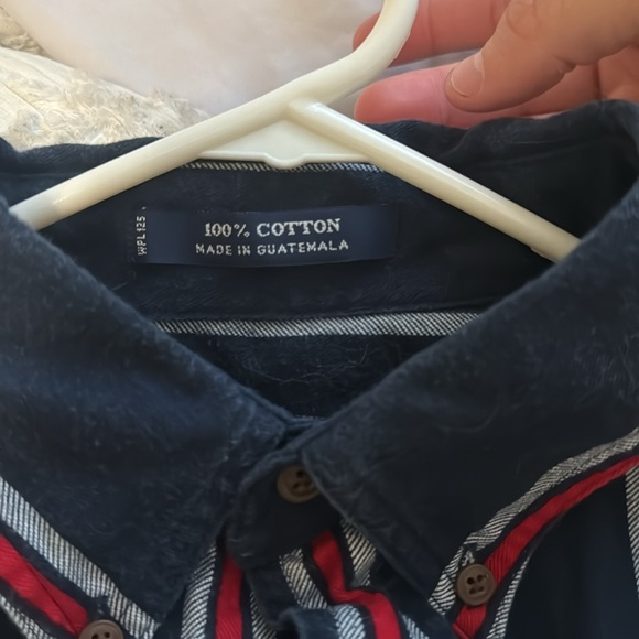 Button up - Picture 2 of 2